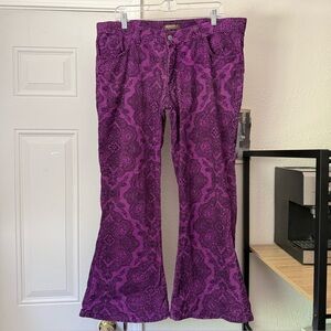 RUN & FLY purple corduroy paisley‎ scroll boot cut flare cropped vintage pants